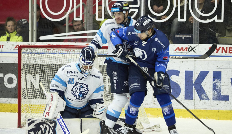 Tygři odmítli doma plzeňský obrat a uzmuli výhru 3:2 po samostatných nájezdech