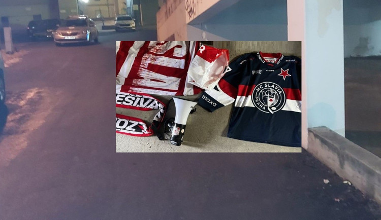 Bitka a loupež v Jihlavě po zápase Dukly se Slavií: Sedmi obviněným hrozí deset let