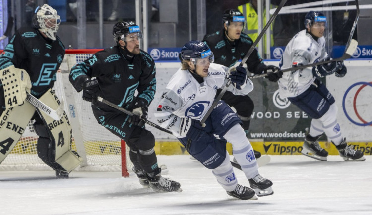 Hokejisté Plzně zdolali Karlovy Vary 2:0 a předstihli je na 2. místě