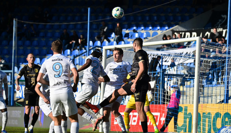 Votroci zvítězili pod Ještědem, vyhráli 0:1