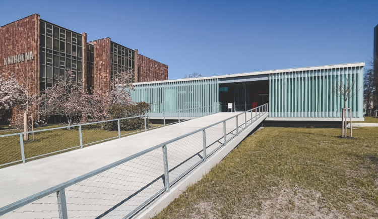 Stará budova knihovny na Lidické projde rekonstrukcí. Služby ale poběží dál