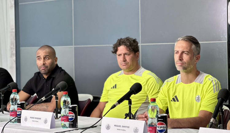 Střelák: Loučení s Pedrem. Proč Dynamo nečekaně odvolalo trenéra?