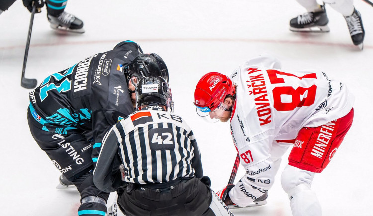 Série pokračuje. Oceláři míří do Karlových Varů