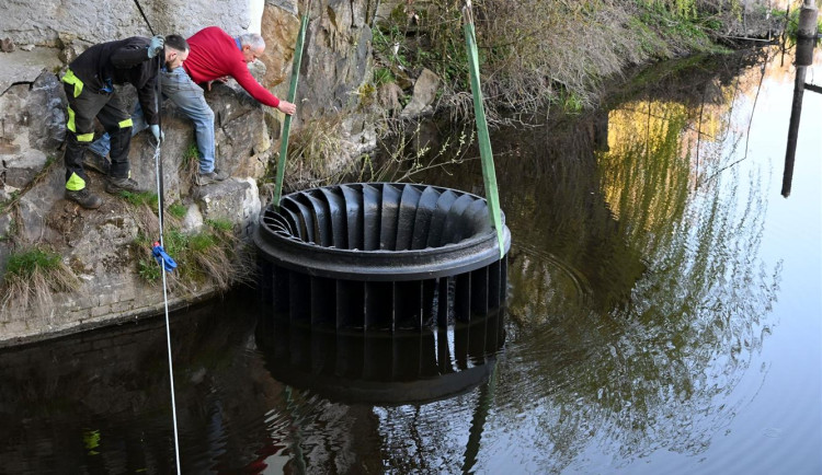 Do Křižíkovy elektrárny v Písku se vrací historické turbíny, budou opět vyrábět elektřinu