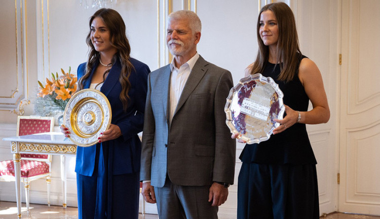 VIDEO: Audience na Hradě. Wimbledonské finalistky z Moravy přijal prezident Pavel
